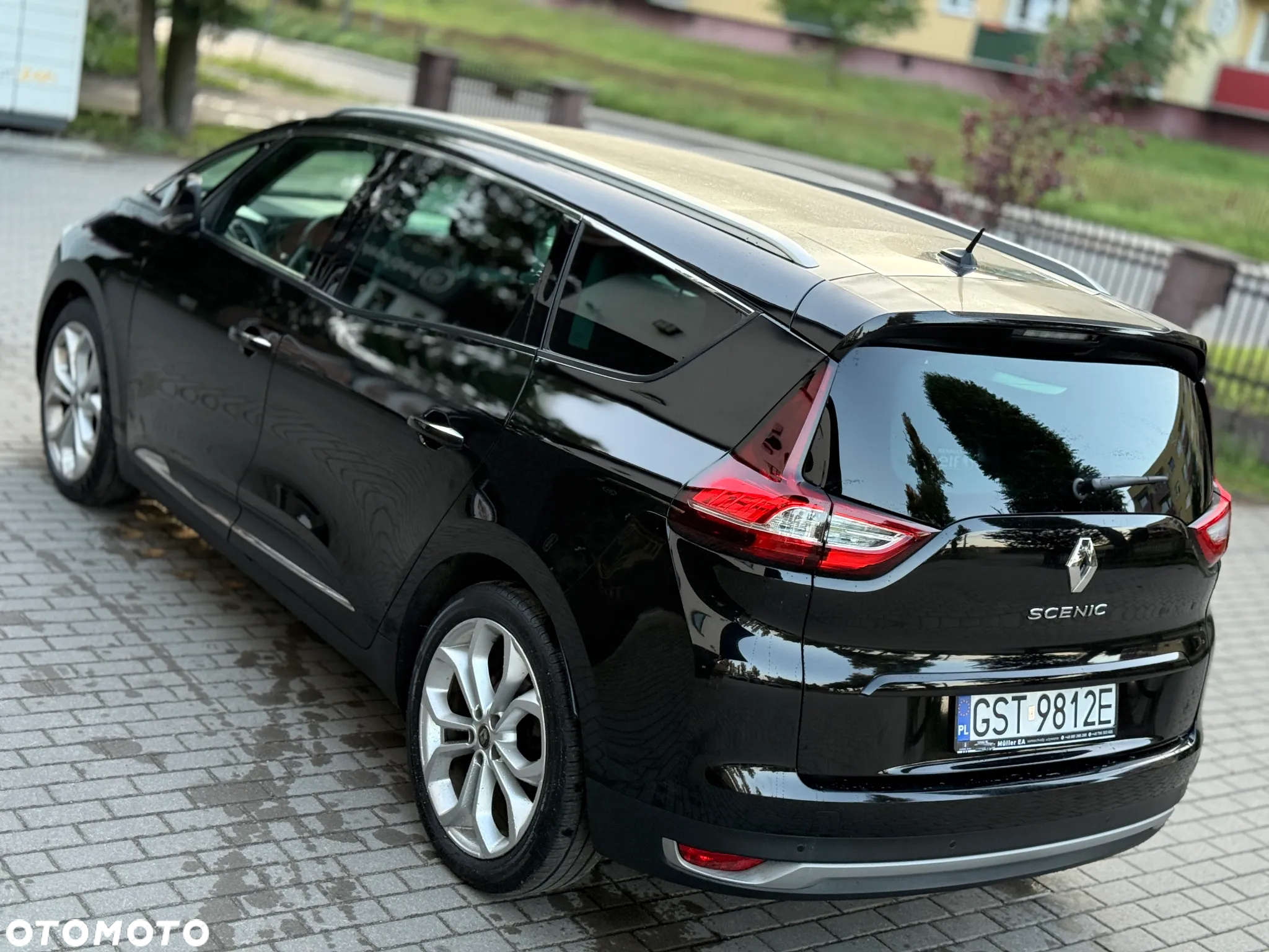 Renault Grand Scenic BLUE dCi 120 EDC BUSINESS EDITION - 12