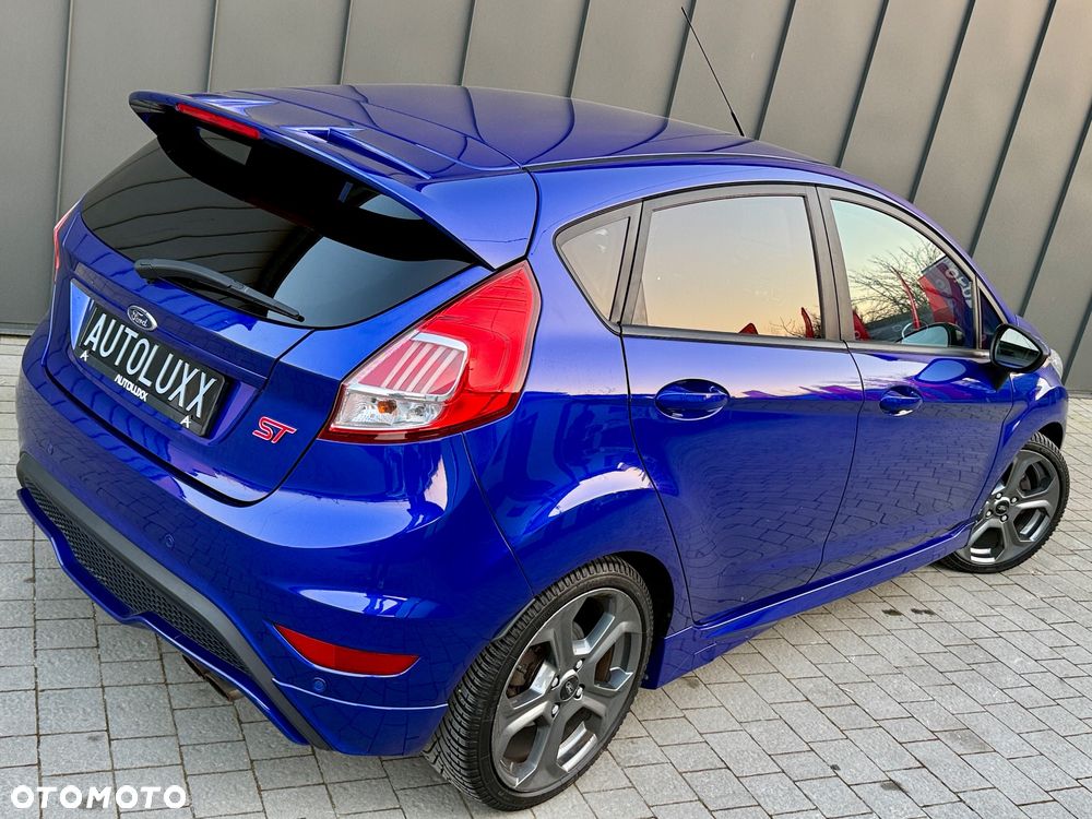 Ford Fiesta ST - 30