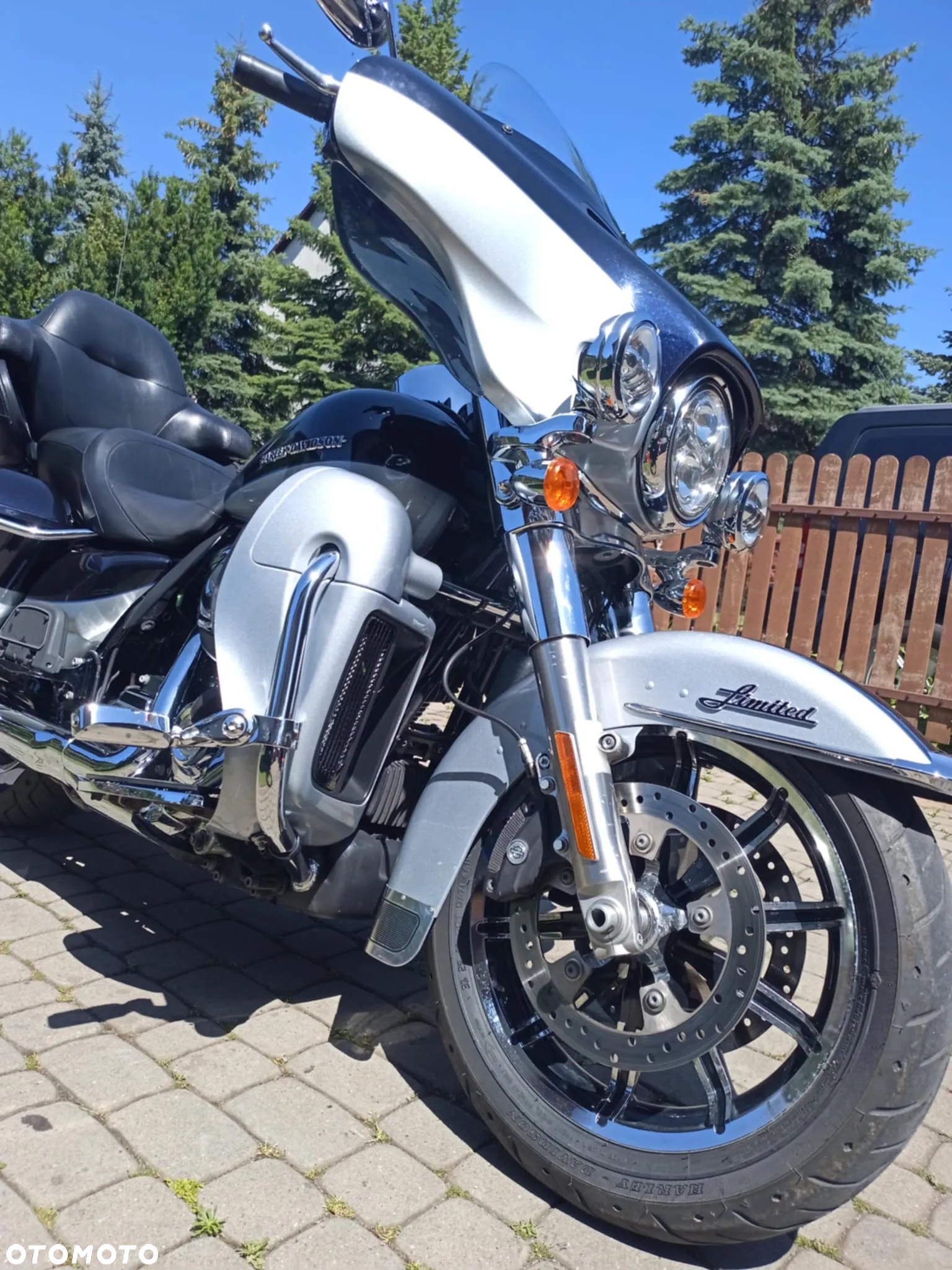 Harley-Davidson Touring Electra Glide - 2