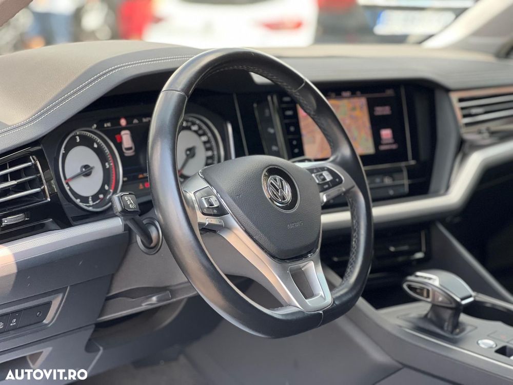 Volkswagen Touareg V6 TDI Elegance - 9