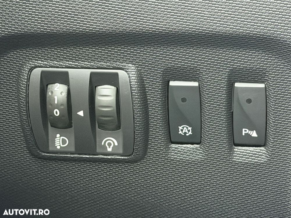 Renault Captur TCe 90 EXPERIENCE - 32