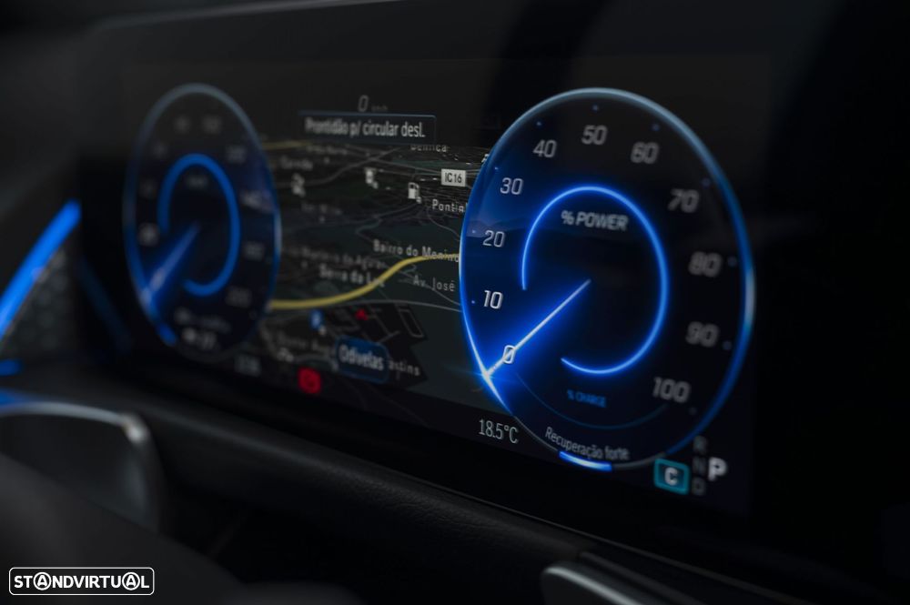 Mercedes-Benz EQB 250+ Edition - 23