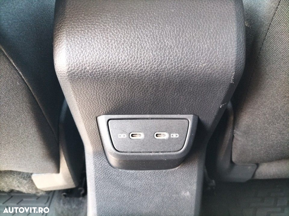 Volkswagen Taigo - 22