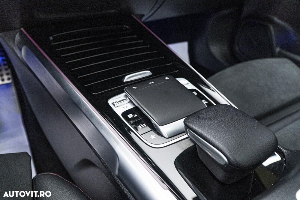 Mercedes-Benz GLB 200 Aut. - 31