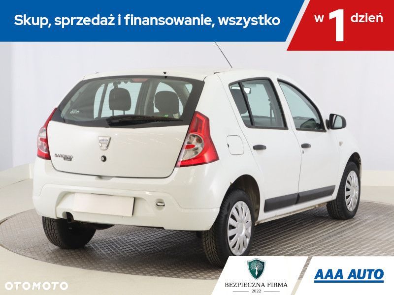 Dacia Sandero - 7