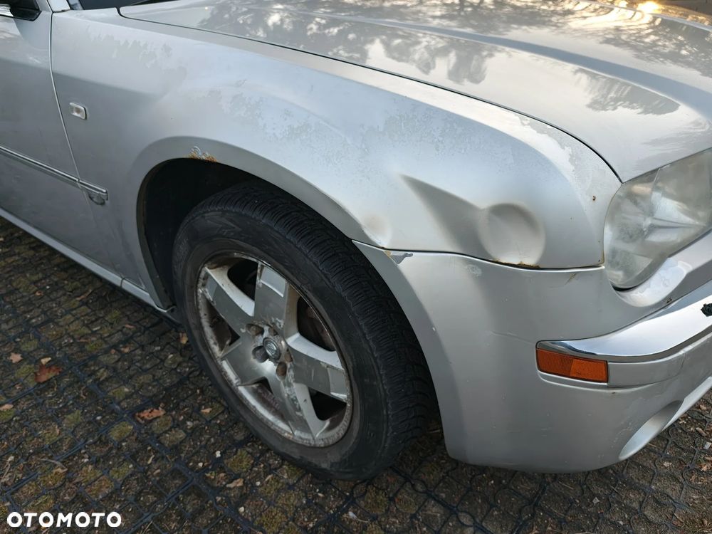Chrysler 300C 5.7 V8 HEMI AWD Automatik - 23
