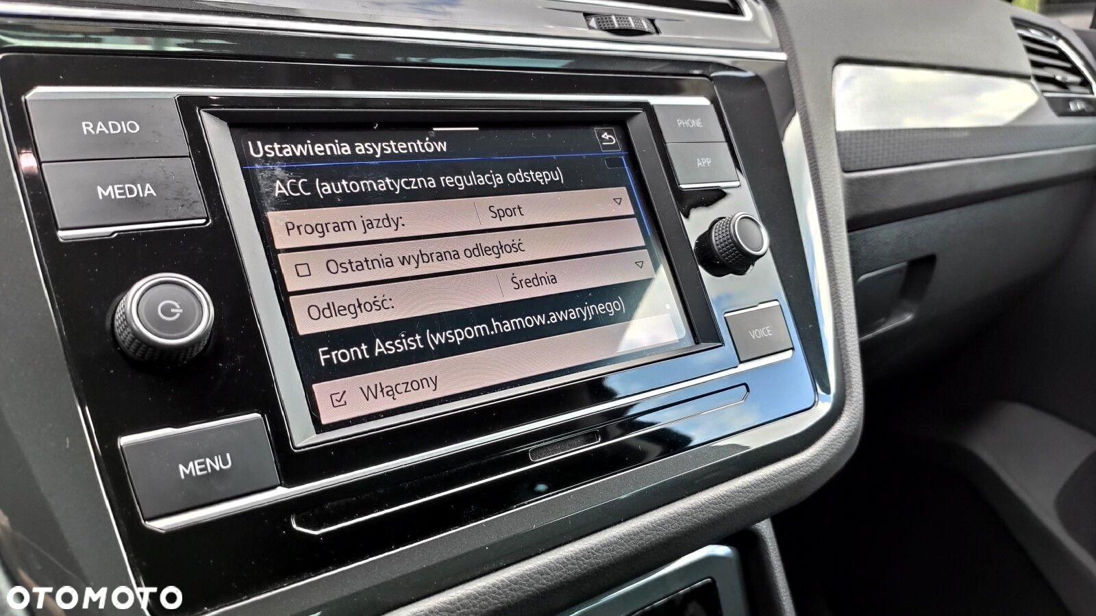Volkswagen Tiguan - 22