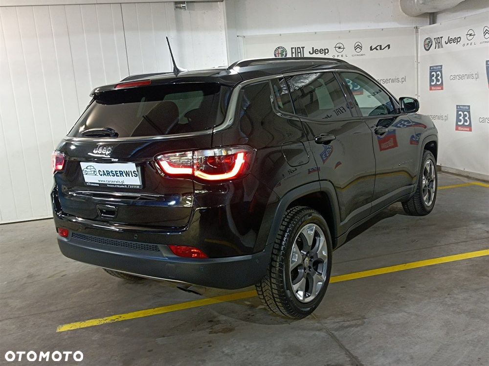 Jeep Compass - 10