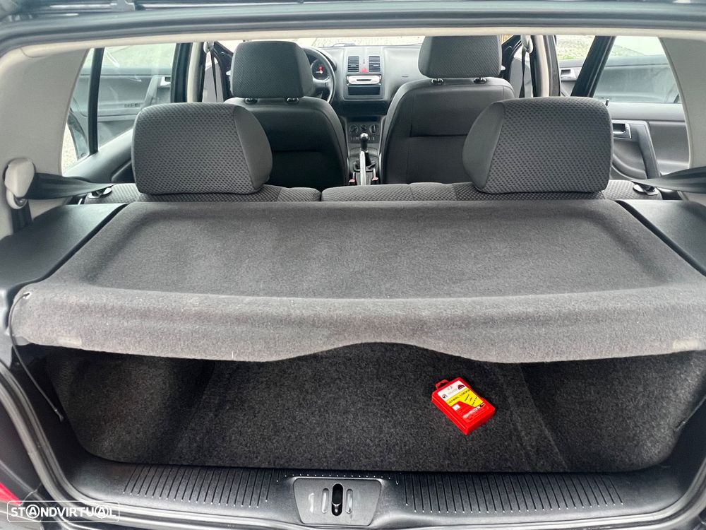 VW Polo 1.0 Confortline - 19