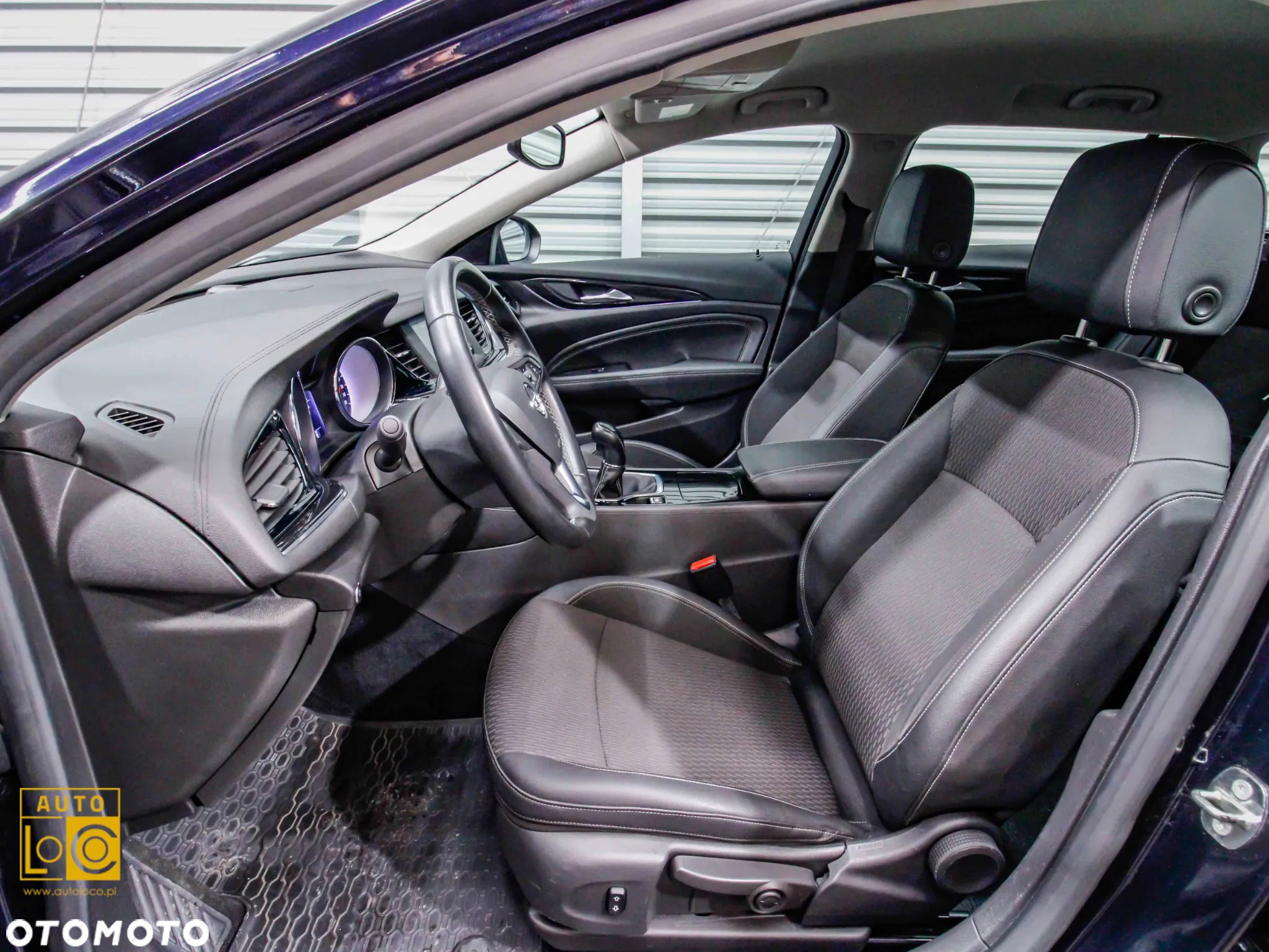 Opel Insignia 2.0 CDTI Cosmo S&S - 12