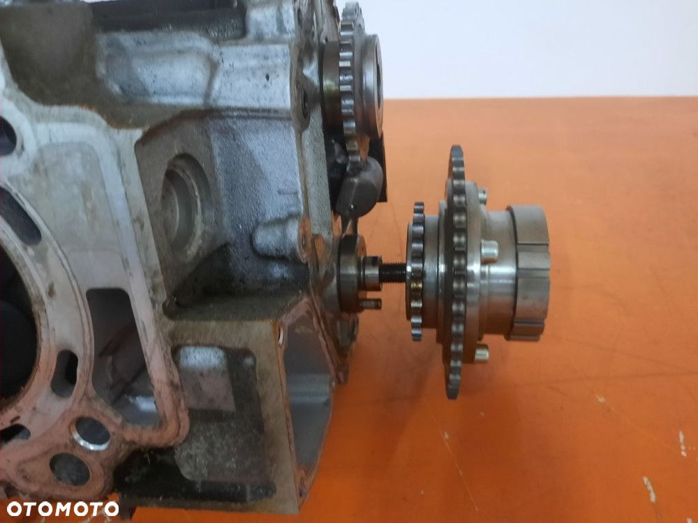 NISSAN PATHFINDER R50 3.5 4WD 220KM 99-04 GŁOWICA SILNIKA PRAWA   VQ35DE - 14