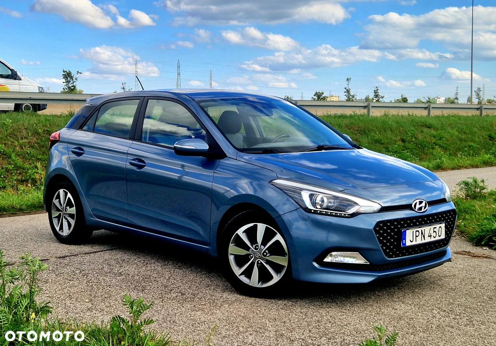 Hyundai i20 - 17
