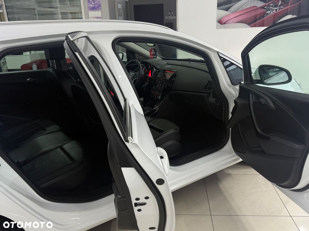 Opel Astra 1.6 CDTI Sport - 22