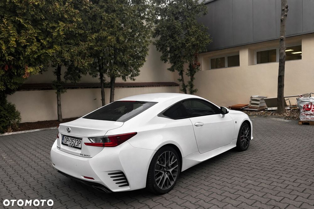 Lexus RC 200t / 300 F Sport - 2