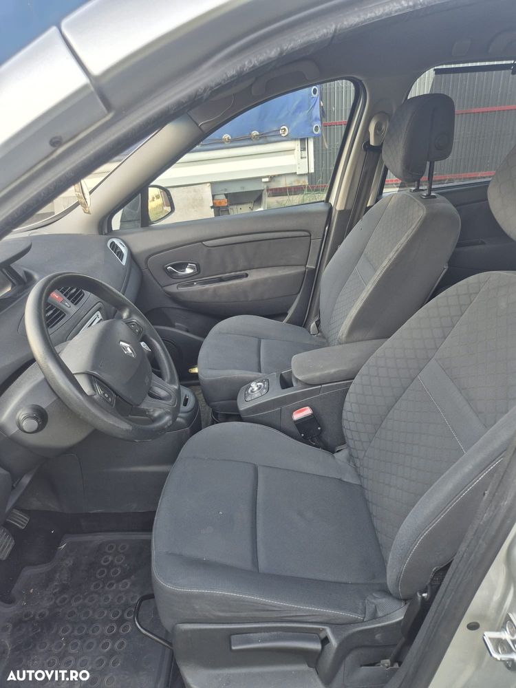 Renault Grand Scenic dCi 110 Expression - 10