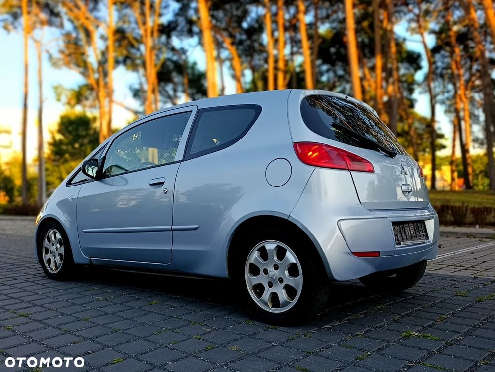 Mitsubishi Colt - 3