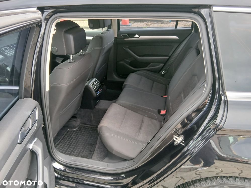 Volkswagen Passat 1.8 TSI BMT Comfortline DSG - 8