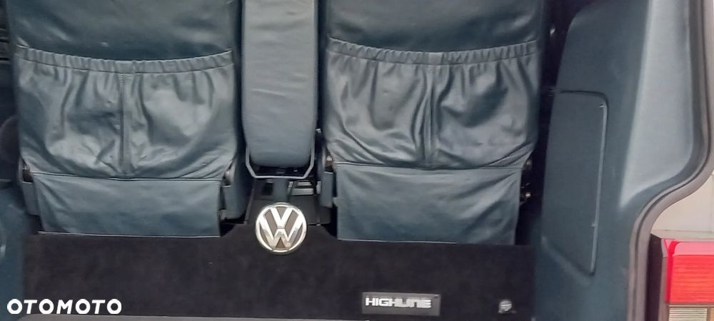 Volkswagen Caravelle - 39