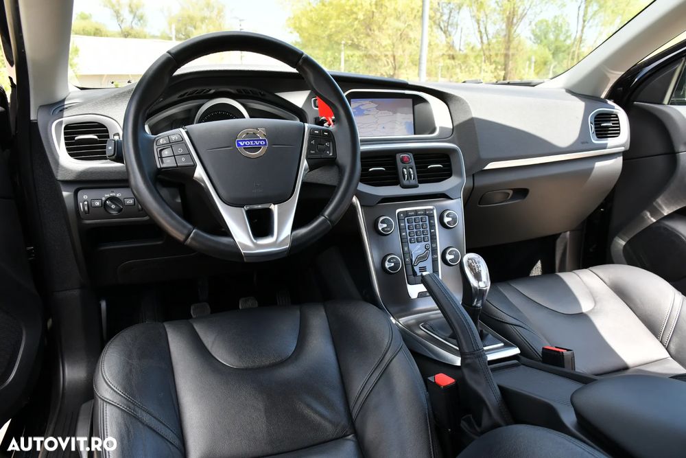 Volvo V40 D2 ECO Summum - 23