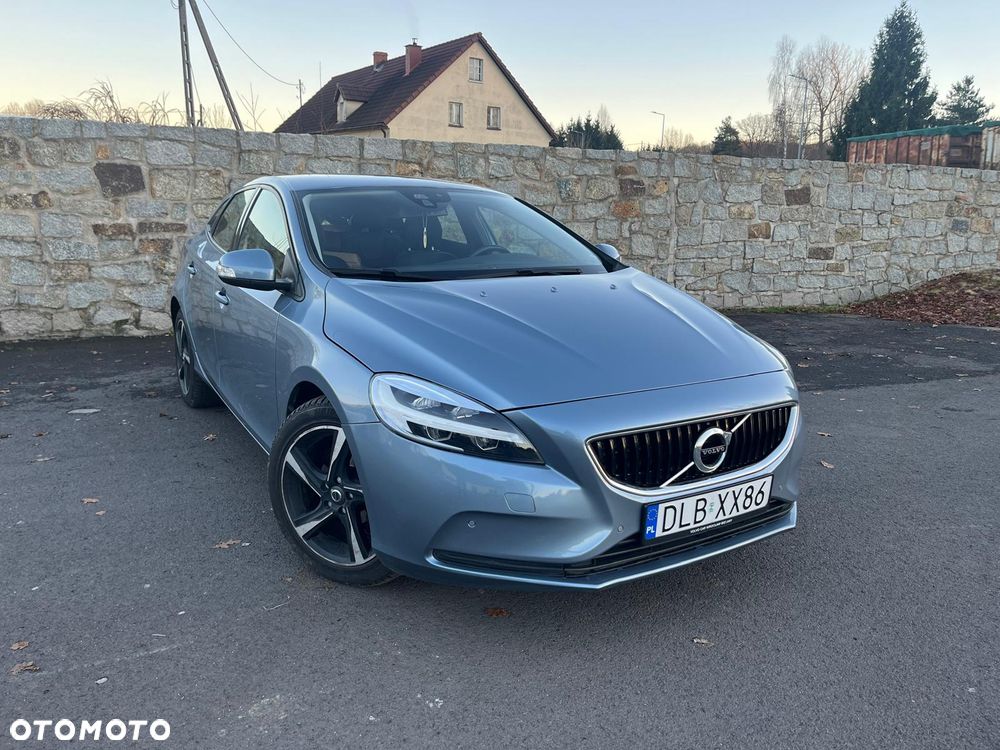 Volvo V40 D2 Drive-E Kinetic - 1