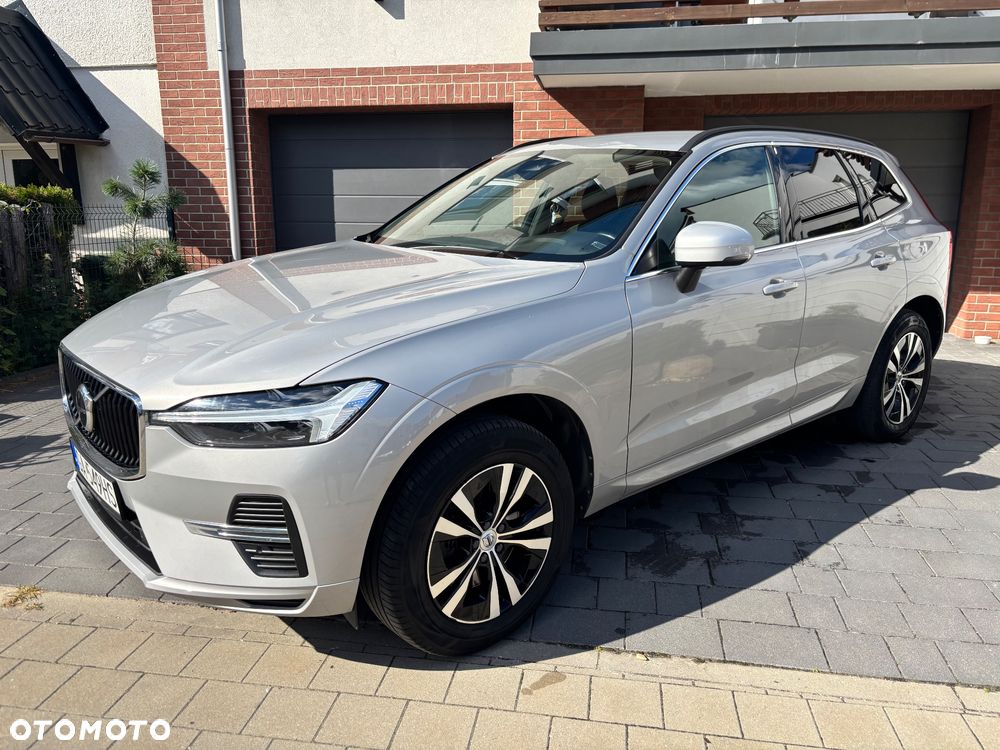 Volvo XC 60 B4 D AWD Momentum Pro - 3