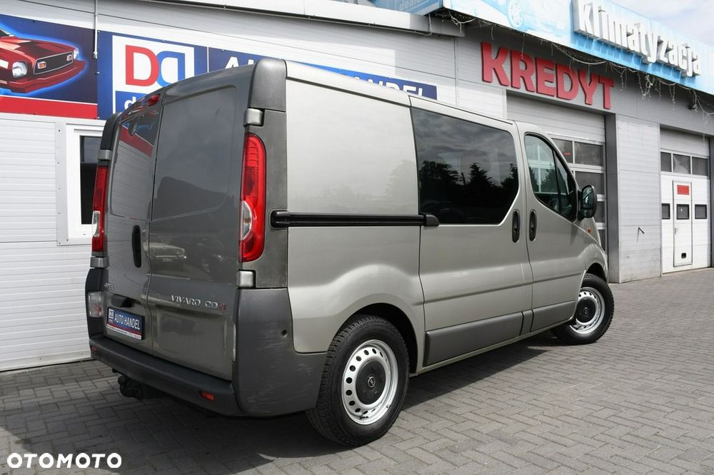 Opel Vivaro - 15