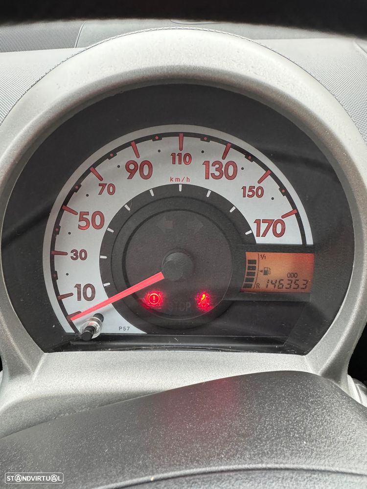 Toyota Aygo 1.0 + AC+VSC - 12