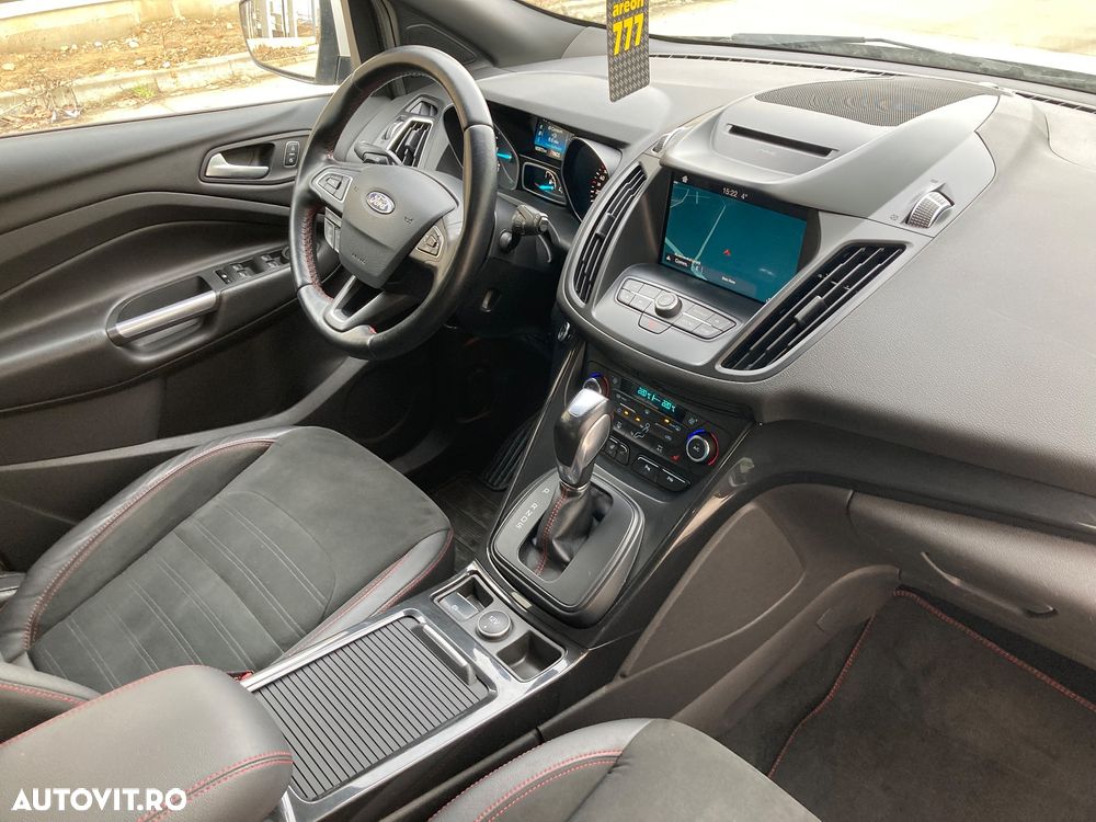 Ford Kuga 2.0 TDCi 4x4 Aut. ST-Line - 16