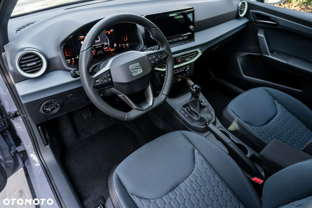 Seat Arona - 12