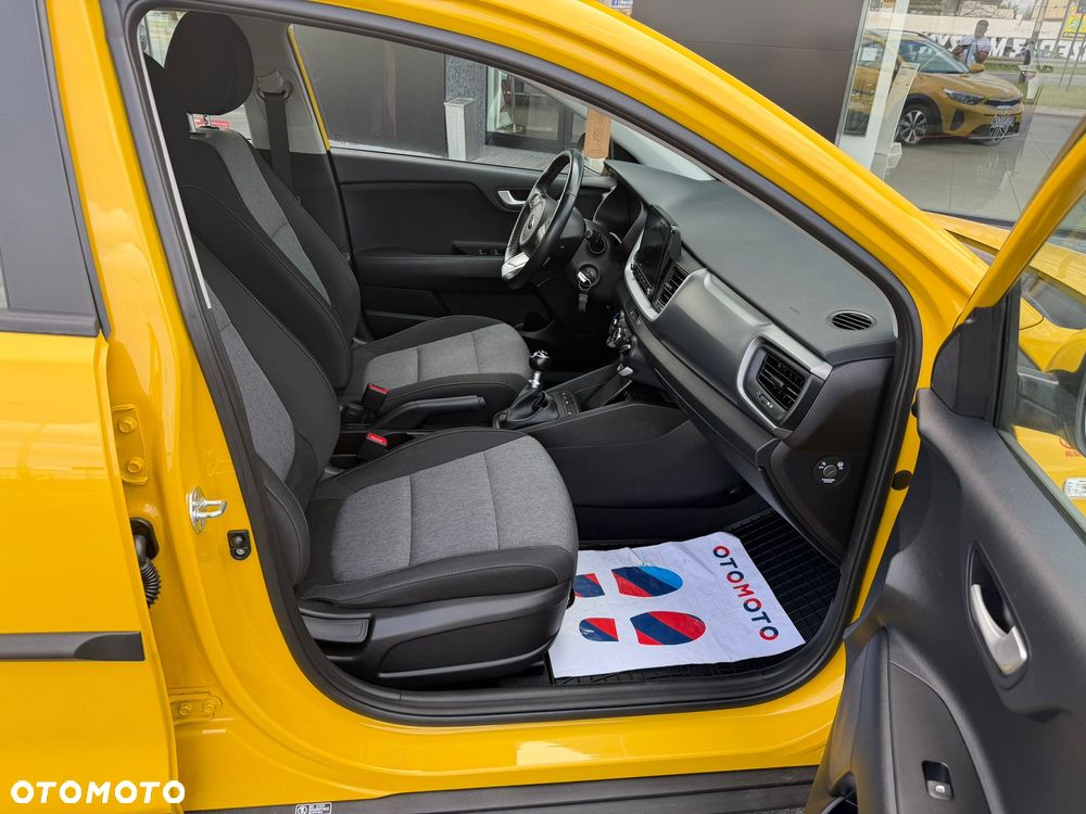 Kia Stonic 1.2 L - 13