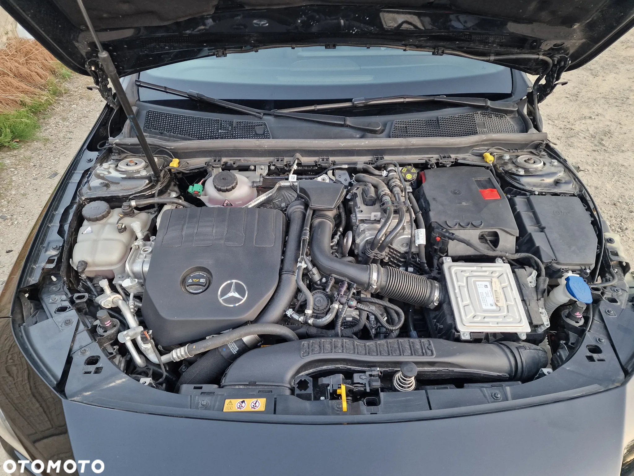 Mercedes-Benz CLA 250 e Shooting Brake 8G-DCT AMG Line - 28