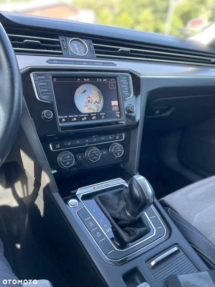 Volkswagen Passat 2.0 TDI BMT 4Mot Highline DSG - 23