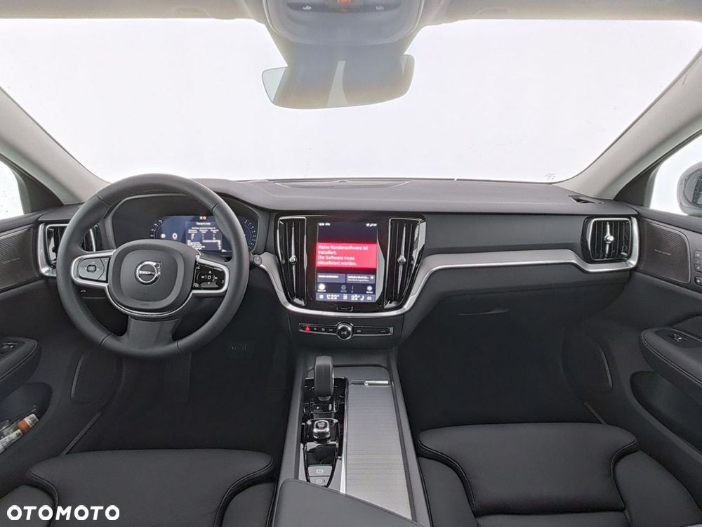 Volvo V60 B4 B DKG Plus Dark - 5