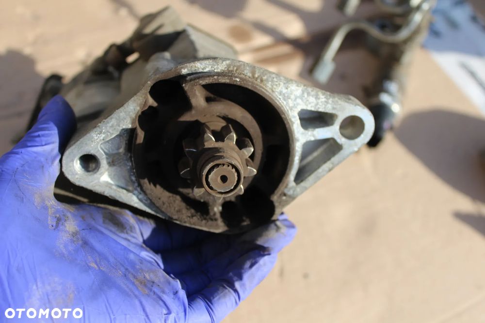 rozrusznik toyota yaris II auris I 1.4 d4d 28100-33080 - 3