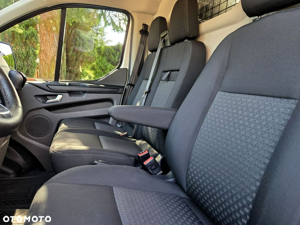Ford Transit Custom - 10