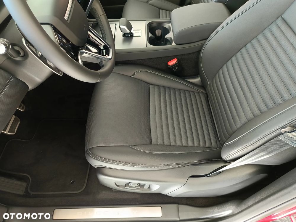 Land Rover Discovery Sport - 25