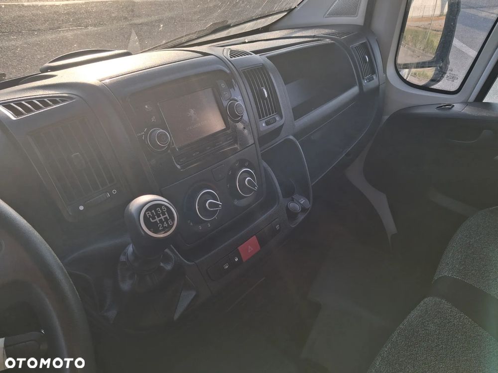 Peugeot Boxer - 12