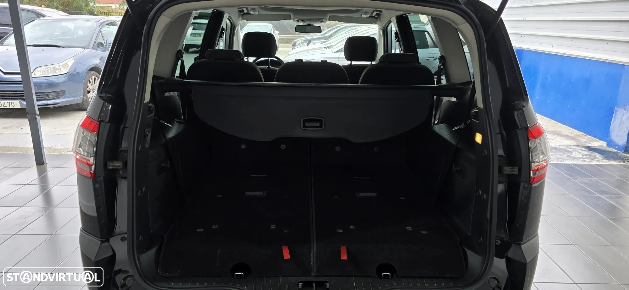 Ford S-Max 2.0 TDCi Titanium 7L - 11