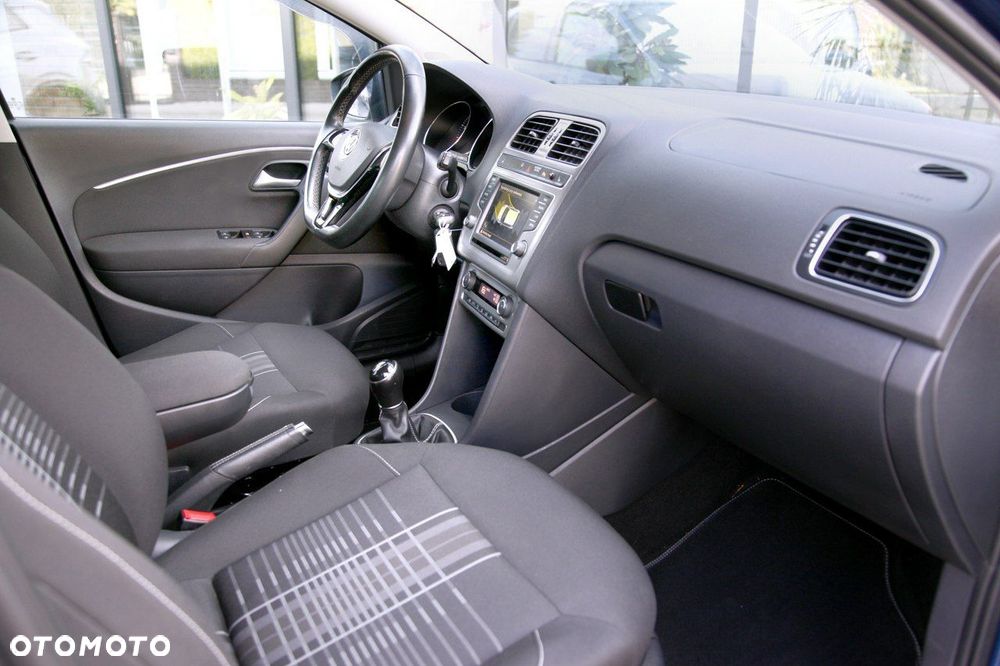 Volkswagen Polo - 14