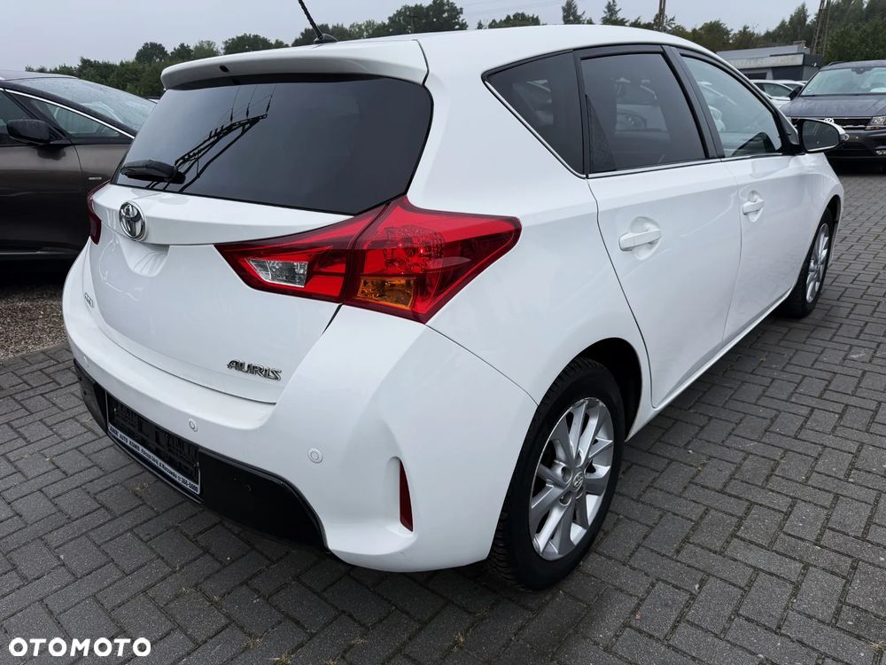 Toyota Auris 1.33 Dual-VVT-i Comfort - 4