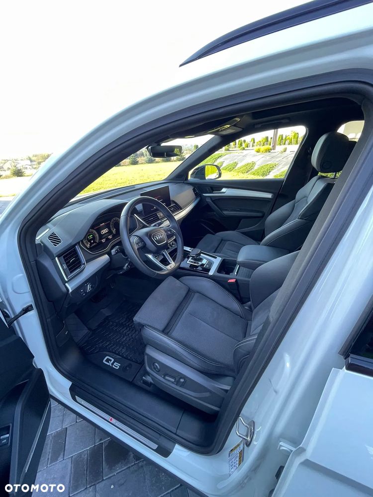 Audi Q5 55 TFSIe quattro S tronic S line business - 15