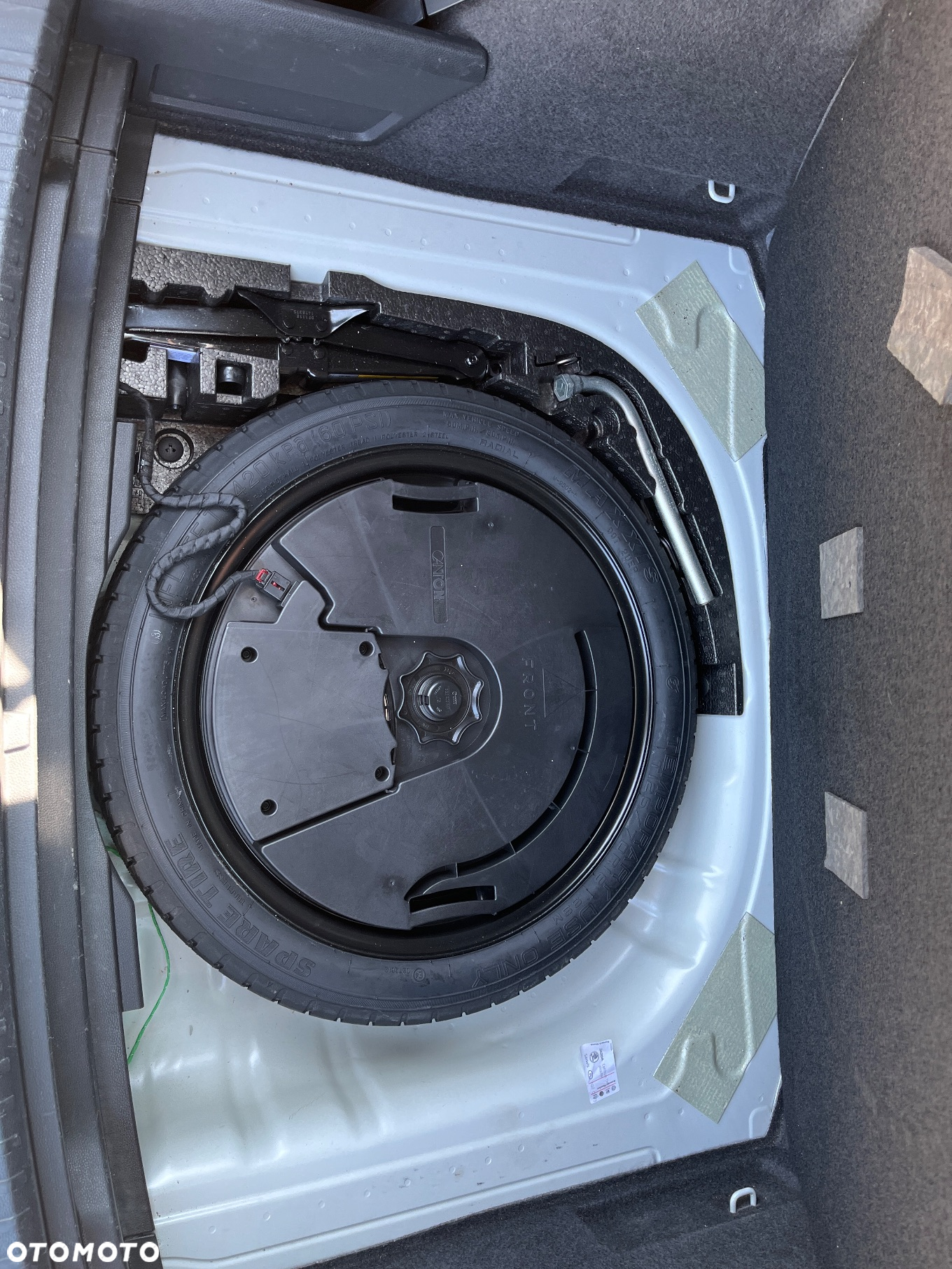 Skoda Karoq 1.5 TSI ACT 4x2 Style DSG - 25