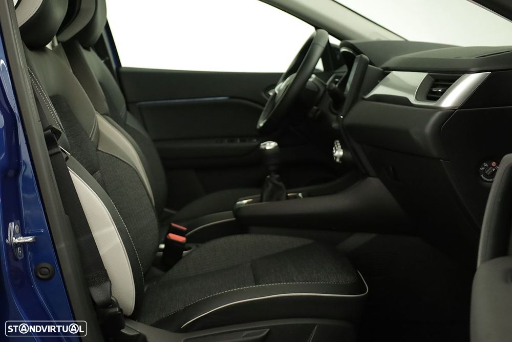 Renault Captur 1.0 TCe Techno Bi-Fuel - 23