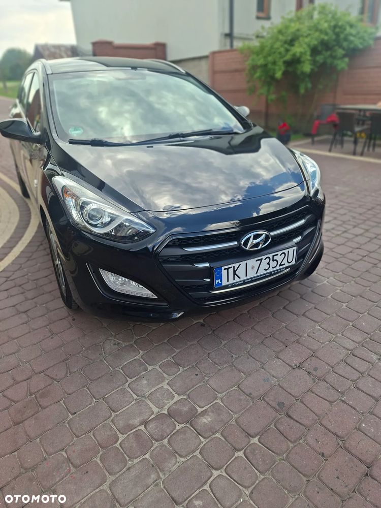 Hyundai i30 blue Kombi 1.6 GDi Style - 20