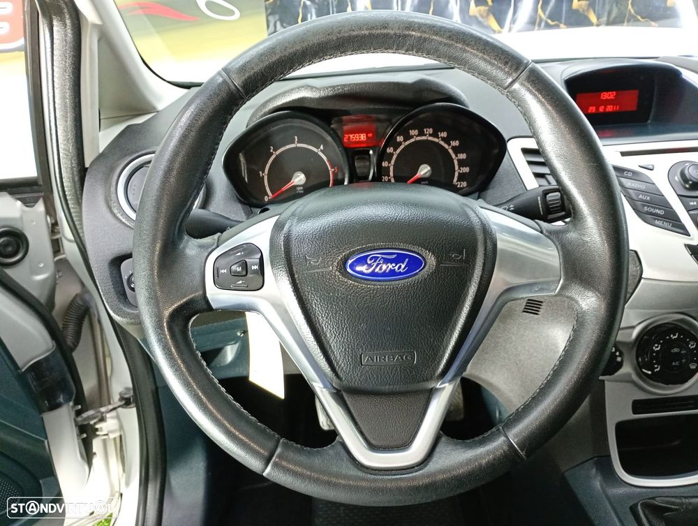 Ford Fiesta 1.4 TDCI Titanium - 17