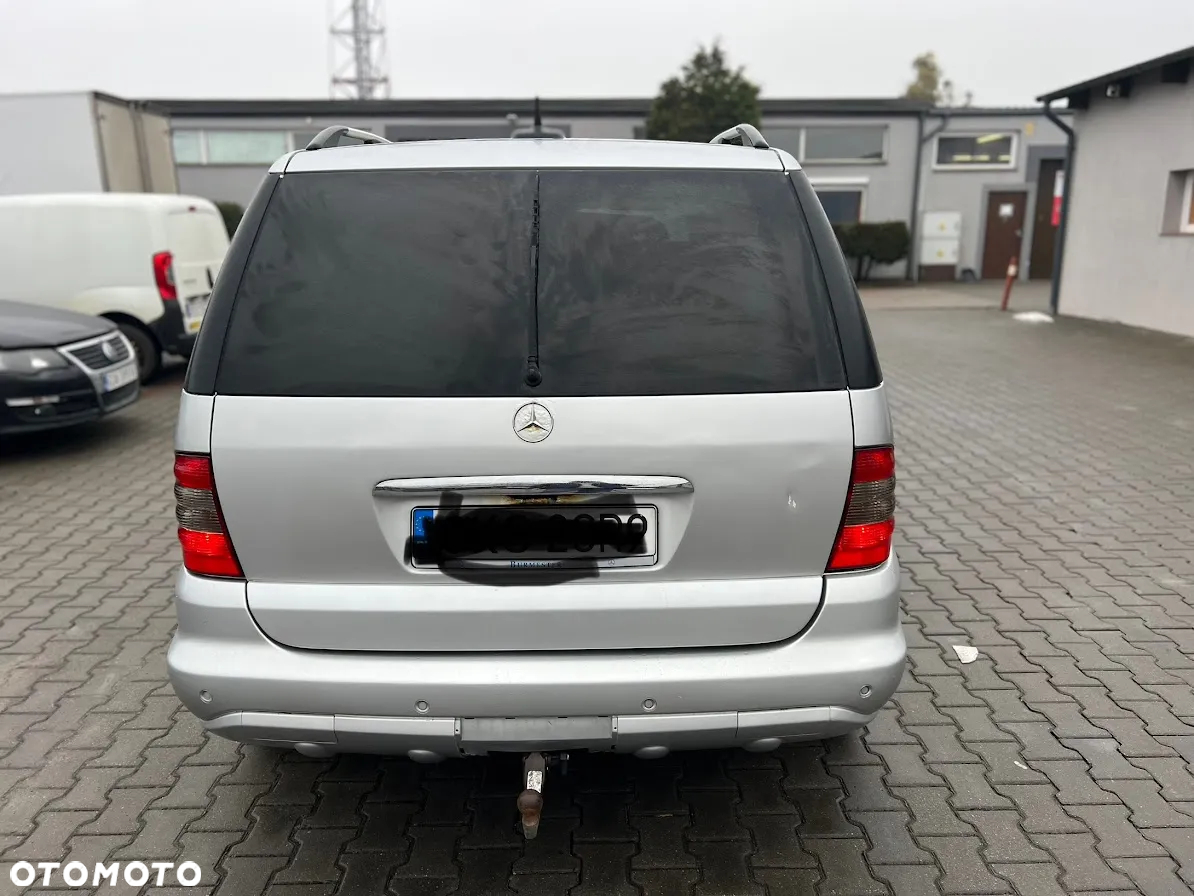 Mercedes-Benz ML 400 CDI Final Edition - 16