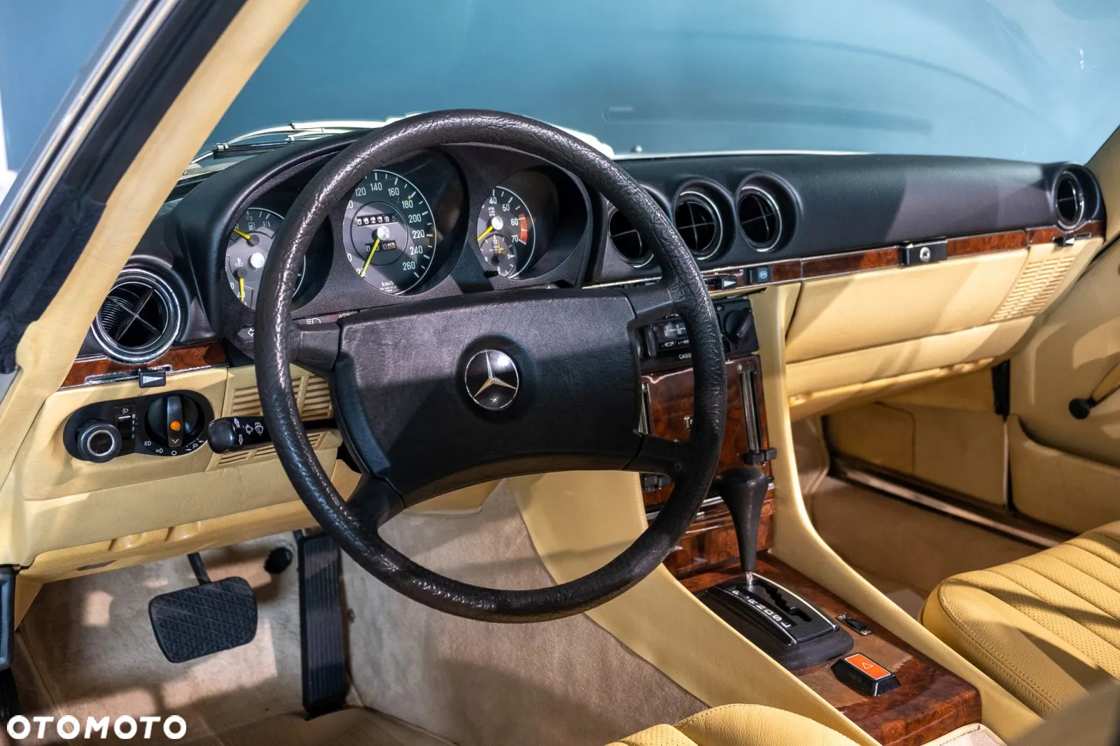 Mercedes-Benz SL - 22