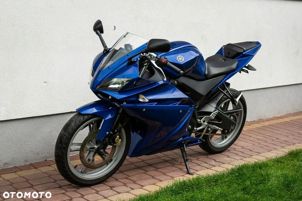 Yamaha YZF - 6