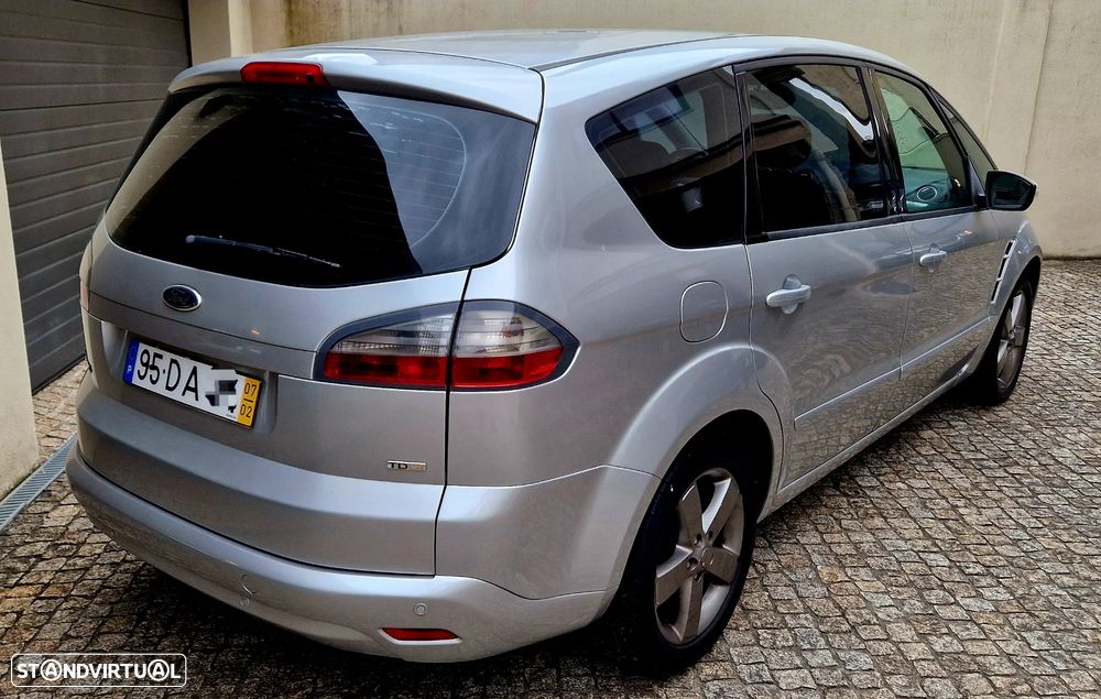 Ford S-Max 1.8 TDCi Titanium 7L - 9