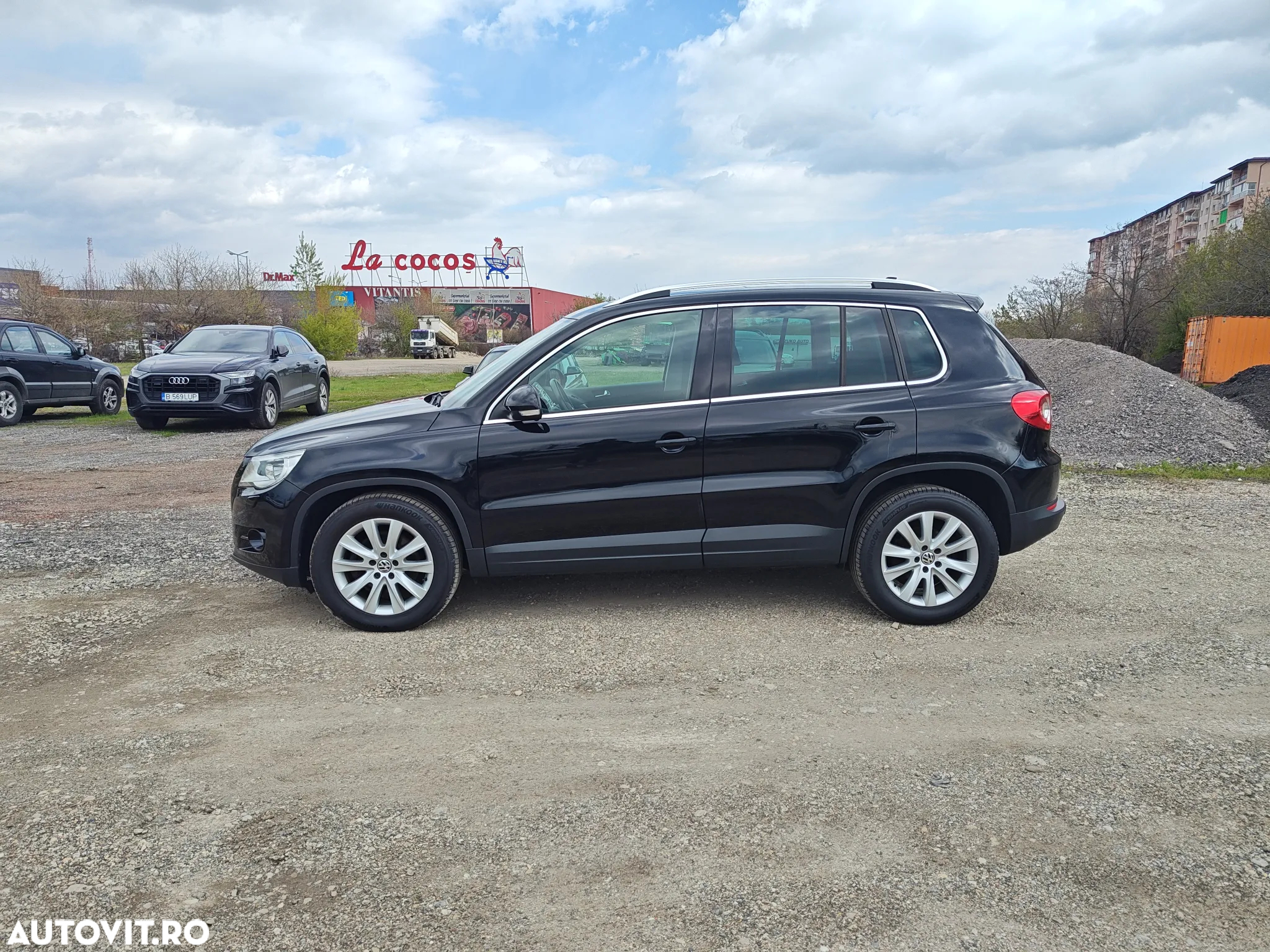 Volkswagen Tiguan - 13
